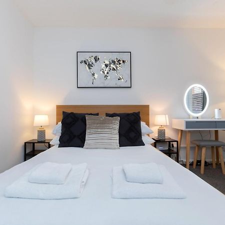 וויימות' 1 Bed Holiday Apartment,Pets Are Welcome מראה חיצוני תמונה